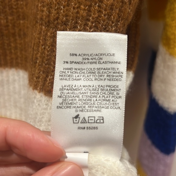 Express sweater - Picture 2 of 2